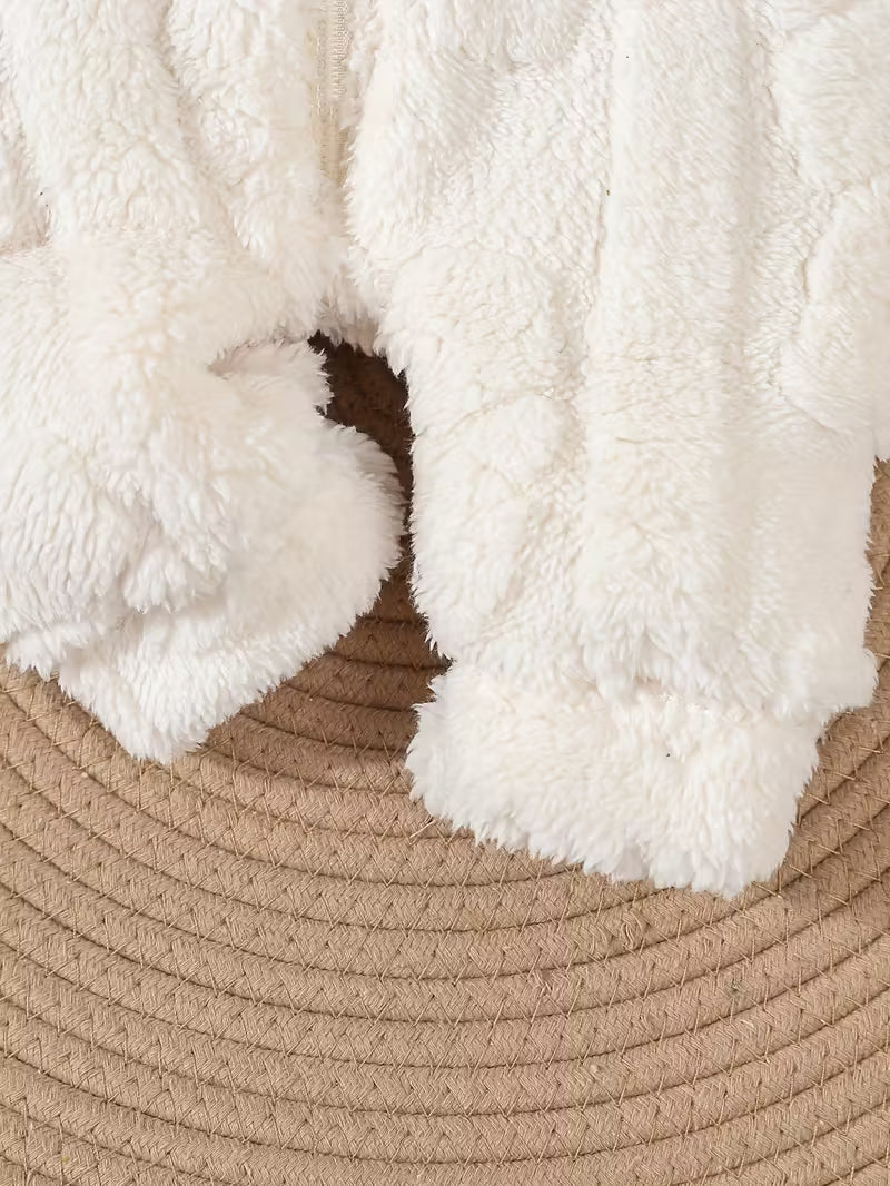 Şirin Ayı Qulaqlı Körpə Qız Kombinezonu – Yumşaq, Kapüşonlu və Qışlıq