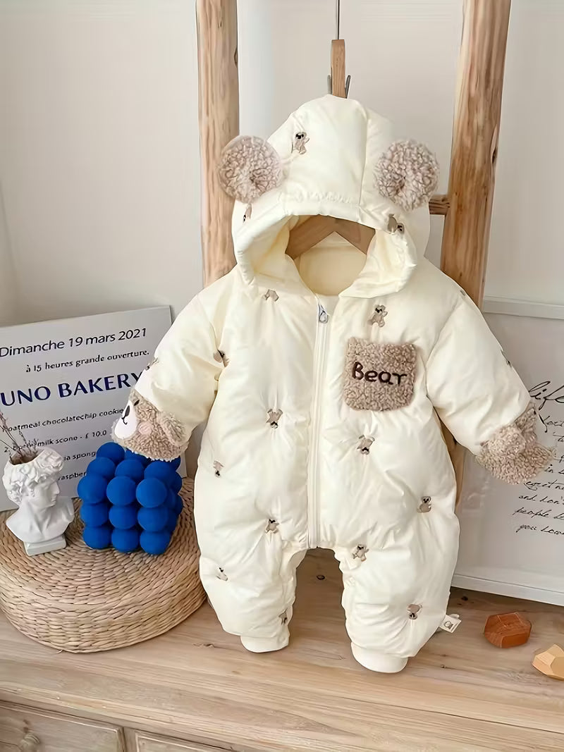 Körpə Qız Qış Paltosu – Kapüşonlu, Ayıcıq Naxışlı, Qalın Fleece Astarlı, Uzun Qol, Ön Ciblər, Kontrast Haşiyəli, İsti və Rahat Qış Geyimi