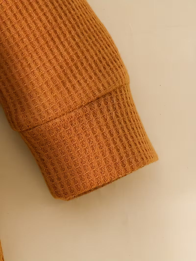 Körpə üçün Trendy Çaplı Uzunqollu Romper və Uyğun Şapka